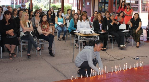 Actividad realizada por el Centro de la Mujer en el "Día Internacional de la No Violencia"