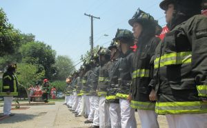 Decena de voluntarios fueron parte de la emotiva ceremonia 