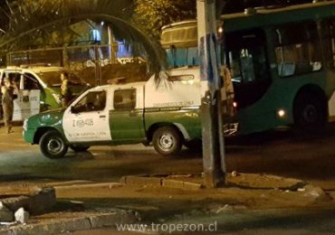Accidente de tránsito involucra a furgón de carabineros en Pudahuel