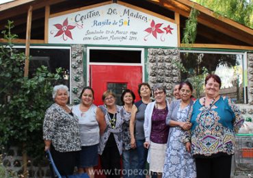 Centro de madres Rayito de sol: La historia de esfuerzo para construir y conservar la “casa de la botella” en Pudahuel