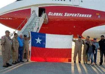 Avión Supertanquer regresó desde Pudahuel a su país de origen
