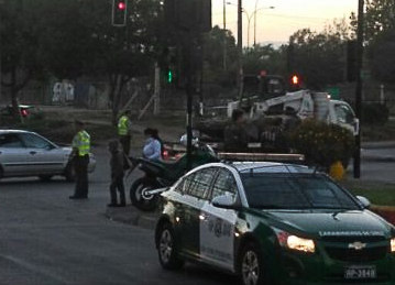 Mujer atropellada en Pudahuel permanece grave