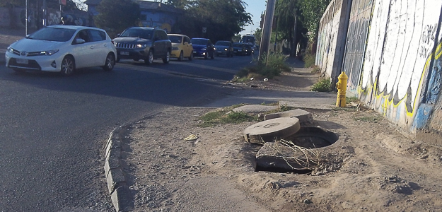 Zona de peligro en verada oriente de la Avenida La Estrella con JJ. Pérez en Cerro Navia