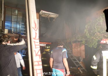 Incendio en Cerro Navia deja tres casas destruidas y decena de damnificados