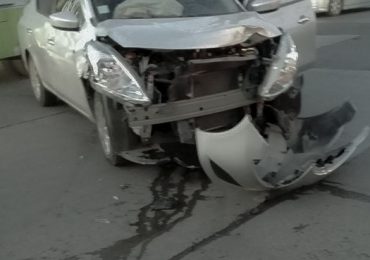Choque y derrame de combustible inhabilita arteria en Pudahuel