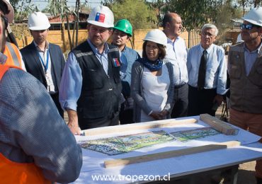 Intendente Metropolitano fiscaliza avances en construcción de parque Santiago Amengual