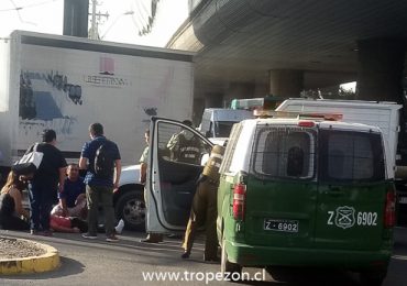 Choque de bicicleta con camioneta deja un herido en Pudahuel