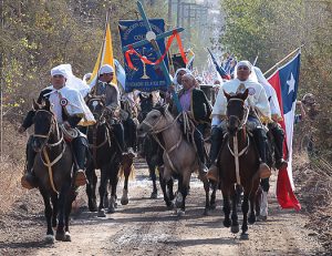 Cuasimodistas a caballo en misión de “correr a Cristo”