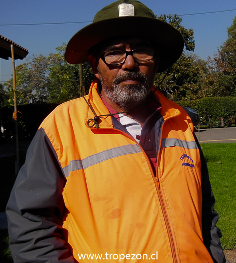 Padre de joven de Pudahuel aún continúa búsqueda de hijo arrastrado por aluvión