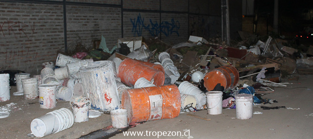 200 litros de Resida Alquídica. Material inflamable