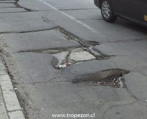 Agujeros en plena vía pública del alto tráfico vehicular