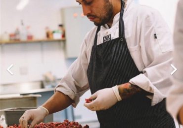 Juan Pablo Ponce: El pudahuelino que deleita con su arte culinario