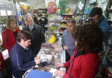 Beneficiarios FONASA podrán pagar en cajavecina bonos para consulta médica