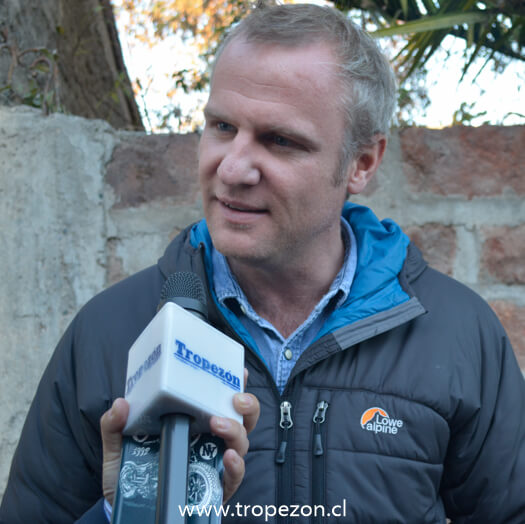 Felipe Kast y las primarias: Ellos llevan 30 años en política y nosotros buscamos poner aire fresco