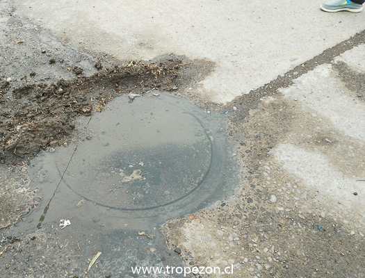 Vecinos de población Teniente Merino reclaman discriminación por parte de Aguas Andinas