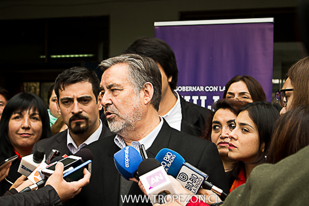 Candidato presidencial inicia campaña “Yo firmo por Guillier” en Cerro Navia