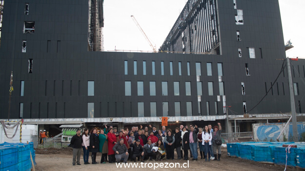 Hospital clínico Félix Bulnes en Cerro Navia lleva más del 60% construido