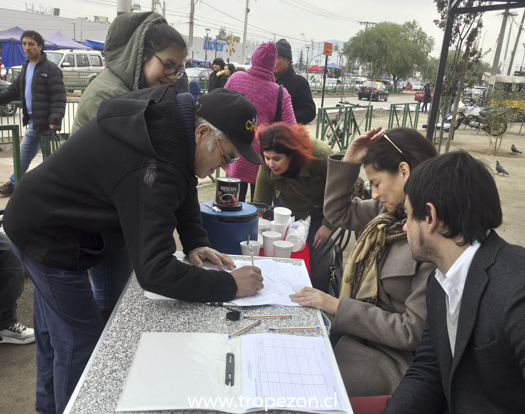 Comienza la recolección de firmas de Alejandro Guillier en Cerro Navia