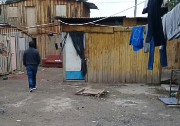 Hombre haitiano que vivía en pésimas condiciones fallece en Pudahuel