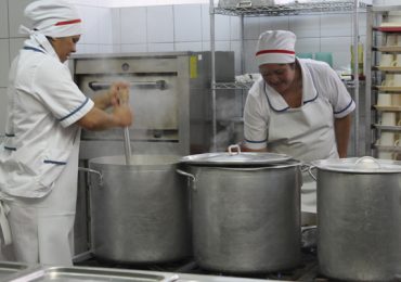 JUNAEB abrió postulación para alimentación escolar en vacaciones de invierno