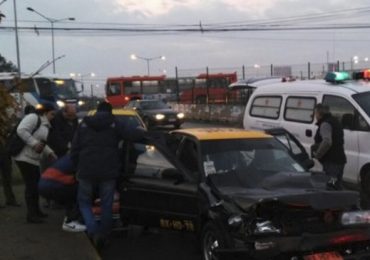 Accidente de tránsito en Pudahuel deja a mujer con heridas en su rostro