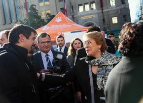 Cerro Navia envía carta a la presidenta para ser parte de la desmunicipalización