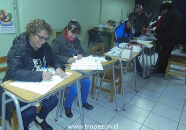 Cumplieron: Miles de vecinos de Pudahuel y Cerro Navia participaron activamente de las Primarias