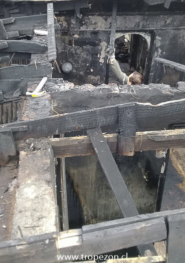 Incendio destruye casa en Cerro Navia