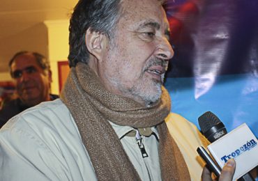 Alejandro Guillier comparte con vecinos en "peñatón" realizada en Pudahuel sur