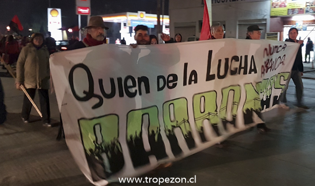 Vecino de Pudahuel y Cerro Navia marcharon para decir NO + AFP