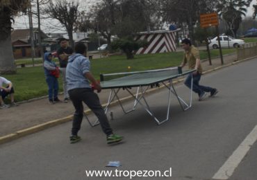 Decena de vecinos participaron de la jornada deportiva  "Activa tu Calle" en Cerro Navia