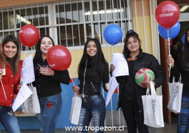 JUNAEB promueve la lactancia materna a través de Programa de Retención Escolar