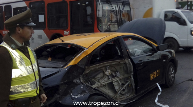 Accidente de tránsito en San Pablo con Teniente Cruz provoca atochamiento vehicular en Pudahuel