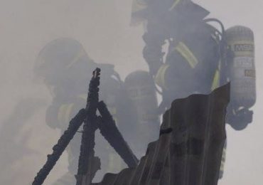 Incendio destruye casa en Pudahuel rural