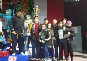 Gran participación de escuela de Taekwondo Um Yang en importante certamen nacional