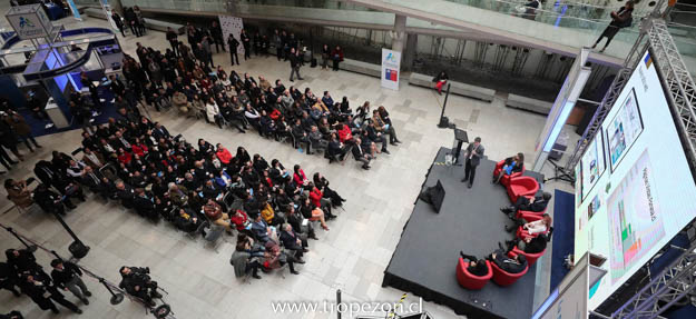 FONASA difunde alcances de su trasformación digital en la primera feria tecnológica del seguro público de salud