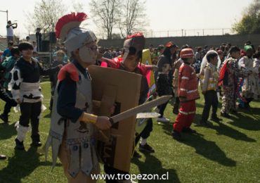 Cerro Navia celebra Fiestas Patrias con colorido "Carnaval Cultural"