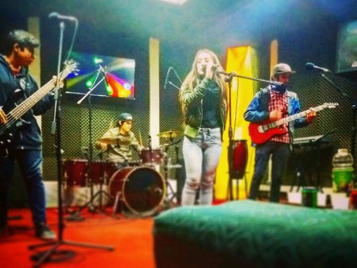 Talento joven: Banda Osis de Pudahuel lanza su primer tema grabado en estudio