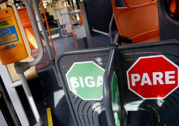 Abogado Cristián Norambuena podrá recurso de protección contra “torniquetes” del Transantiago