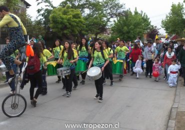 Jardín infantil “Los Cachorritos” festejan la interculturalidad con gran caminata por las calles de Pudahuel