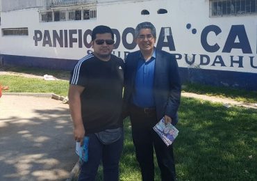Candidato a diputado Ricardo Camargo visita feria libre de Pudahuel sur