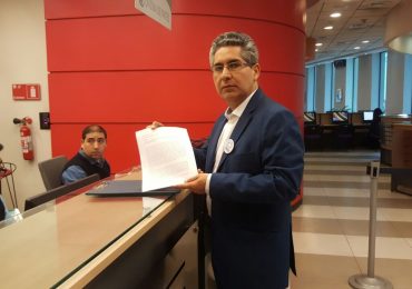 Ricardo Camargo denuncia ante la Superintendencia de Valores y Seguros por dichos del presidente de la Bolsa