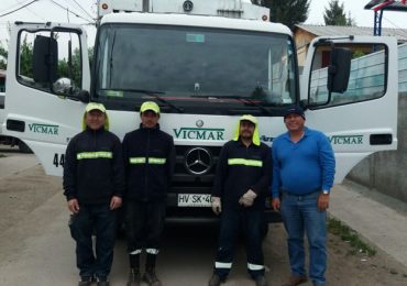 Para aplaudir: Trabajadores recolectores de basura devuelven mochila con dinero en Pudahuel