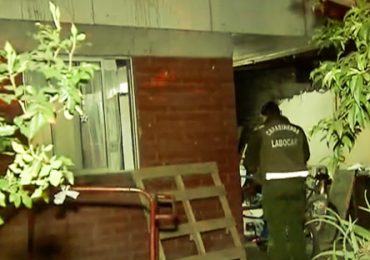 Hijo apuñala a su padre y hermano en Cerro Navia