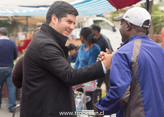 Karen Doggenweiler y David Blanco candidato a diputado, visitaron Pudahuel