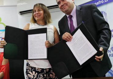 FONASA firma convenio de colaboración con la sociedad chilena de nefrología