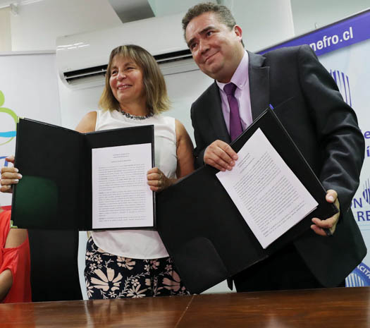 FONASA firma convenio de colaboración con la sociedad chilena de nefrología