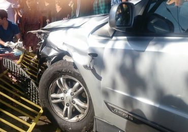 Choque de vehículos en San Pablo con Los Ediles, deja tres peatones heridos por accidente en Pudahuel