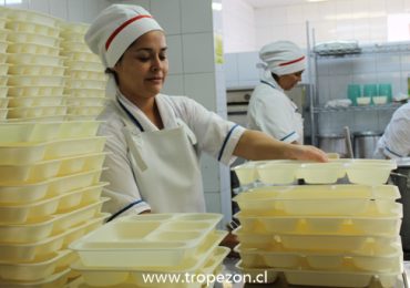 Todo listo para el inicio del Programa de Alimentación Escolar de Junaeb en la región Metropolitana