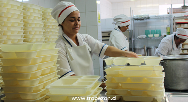 Todo listo para el inicio del Programa de Alimentación Escolar de Junaeb en la región Metropolitana